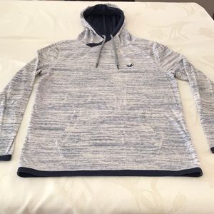 Men’s hoodie.